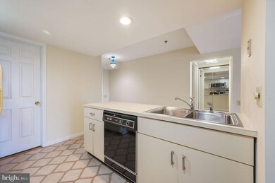 1967 Superfine Ln unit 87, Wilmington, DE 19802 - photo 7