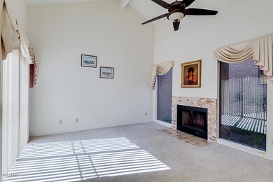 Living Room High Vaulted Ceilings
