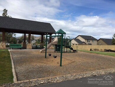 2730 SW 46th Ct, Redmond, OR 97756 - photo 5