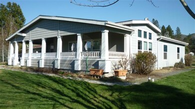 5497 E Evans Creek Rd, Rogue River, OR 97537 - photo 2