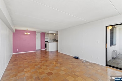 Briarcliff unit 18k, Cliffside Park, NJ 07010 - photo 4