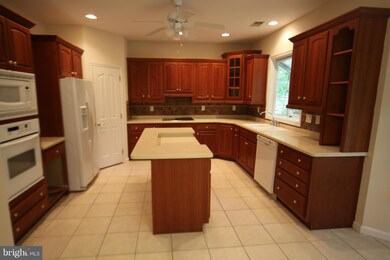 11485 Mohawk Ct, Swan Point, MD 20645 - photo 3