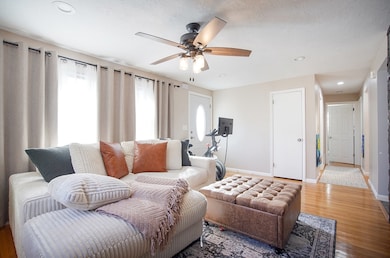 70 Gary Rd, Springfield, MA 01119 - photo 6