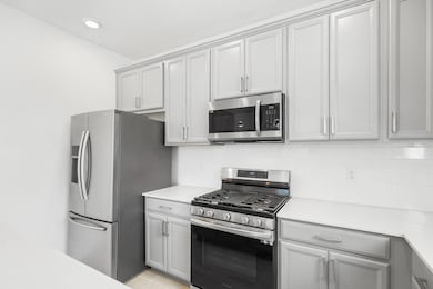 5786 Spotted Harrier Way, Lithia, FL 33547 - photo 5