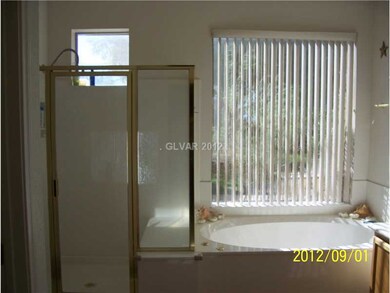 Master Bath/Spa.