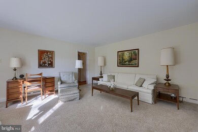 1141 Locust St, Columbia, PA 17512 - photo 3