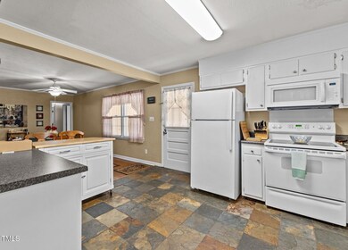 2809 Skycrest Dr, Fayetteville, NC 28304 - photo 5