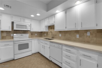 1312 Rawhide St, Las Vegas, NV 89119 - photo 3