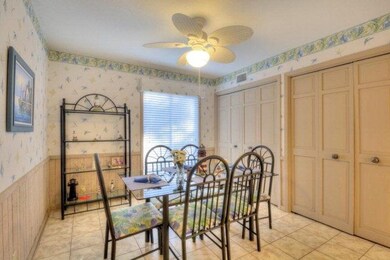 Breakfast Room