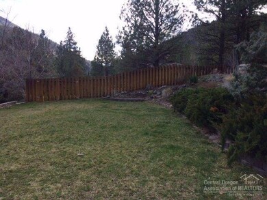 207 Adam Dr, Canyon City, OR 97820 - photo 3