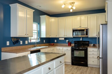 181 David Cir, Penn Laird, VA 22846 - photo 3