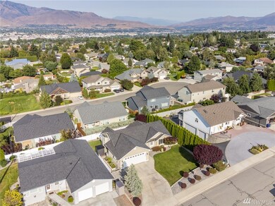 1007 N Harrison Ct, East Wenatchee, WA 98802 - photo 5