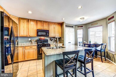 2562 James Monroe Cir, Herndon, VA 20171 - photo 6