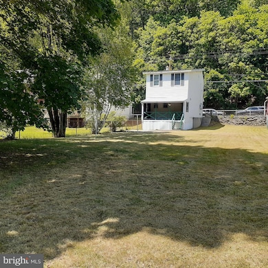 532 Oakland Ave, Ashland, PA 17921 - photo 5