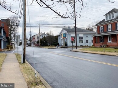 8 S Reamstown Rd, Stevens, PA 17578 - photo 4