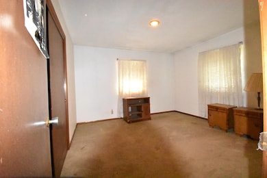 516 W 16th St, Boone, IA 50036 - photo 4