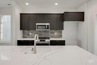 2922 E Boulder Basin Dr, Kuna, ID 83634 - photo 4