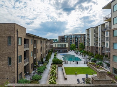 One North Shore Condominiums unit 445, Chattanooga, TN 37405 - photo 2