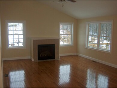 70 Stone Sled Ln unit 22B, Bow, NH 03304 - photo 3