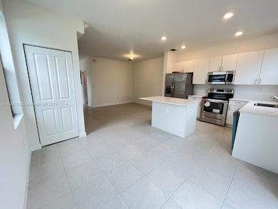 24628 SW 118 Ct unit 24628, Princeton, FL 33032 - photo 5