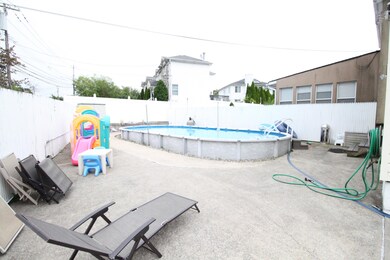 227 Bishop St, Staten Island, NY 10306 - photo 7