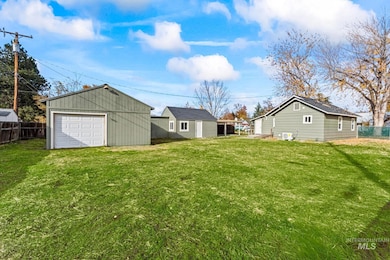 301 W 5th St, Emmett, ID 83617 - photo 7