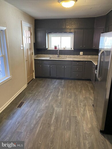 22 Coral St, Lancaster, PA 17603 - photo 6