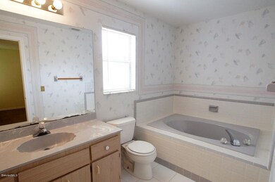 Everett 5100-Master Bath (Medium)
