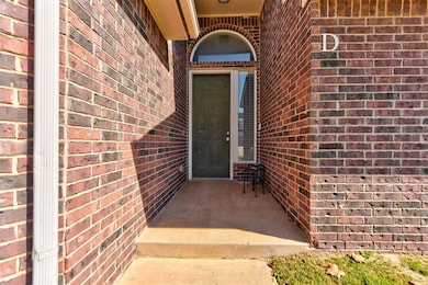 2629 Cedar Tree Rd unit D, Oklahoma City, OK 73120 - photo 3