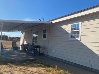 701 E 6th St, Hugoton, KS 67951 - photo 6