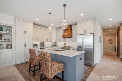 Kitchen / Dining