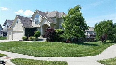 1502 Verona Cir, Raymore, MO 64083 - photo 2