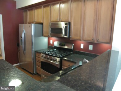 2805 Chinkapin Oak Ln unit 219, Woodbridge, VA 22191 - photo 7