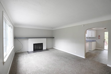 10008 Coldwater Rd, Flushing, MI 48433 - photo 7