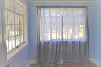 sunroom/den/study