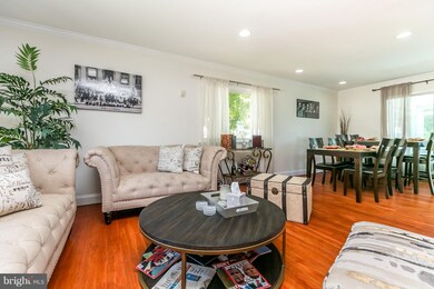 6818 Yataruba Dr, Gwynn Oak, MD 21207 - photo 2