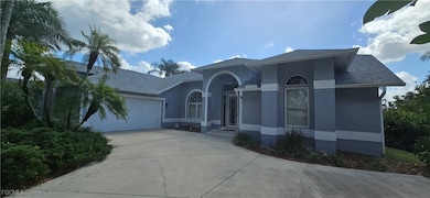 11729 Timberline Cir, Fort Myers, FL 33966 - photo 2
