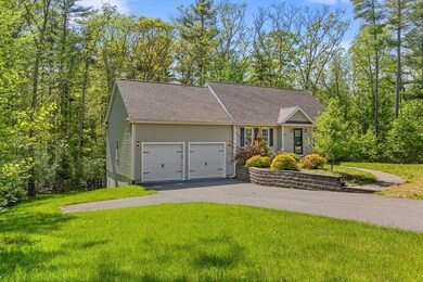 520 W Washington St, Hanson, MA 02341 - photo 4