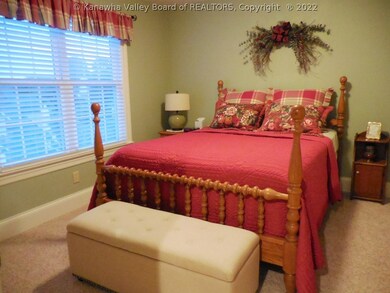 30 Chandler Cir, Scott Depot, WV 25560 - photo 4