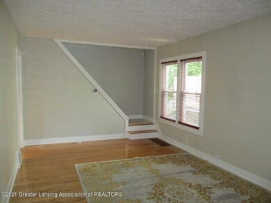 618 Lincoln Ave, Lansing, MI 48910 - photo 2