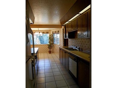 1924 Septiembre Dr, El Paso, TX 79935 - photo 3