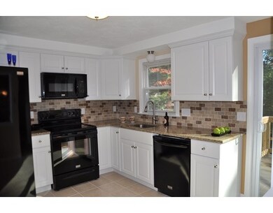 41 Lakeside Ave, Hudson, MA 01749 - photo 4