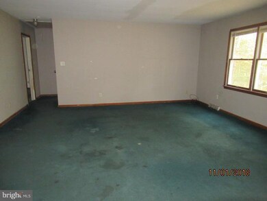 25565 Jimmys Ln, Hollywood, MD 20636 - photo 3