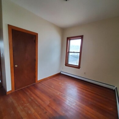 56 Albion St unit 2, Fall River, MA 02723 - photo 5