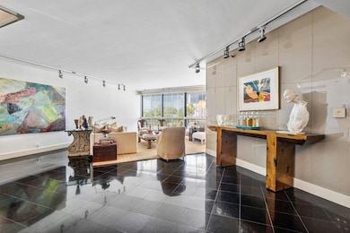 Hampton unit 201S, Palm Beach, FL 33480 - photo 2