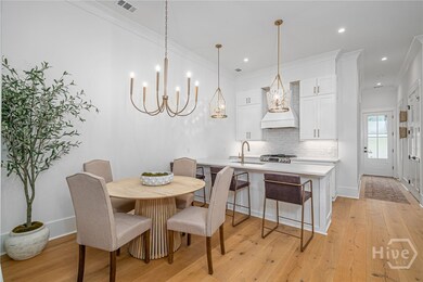 306 W 38th St, Savannah, GA 31401 - photo 6