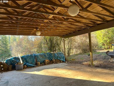 90314 Baker Rd, Elmira, OR 97437 - photo 4