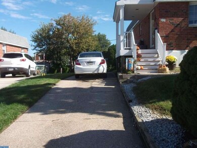 608 Clay Dr, Conshohocken, PA 19428 - photo 2