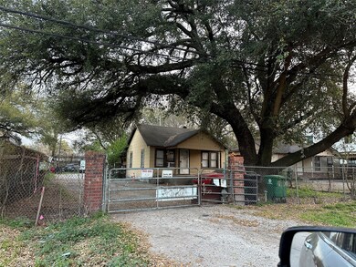 1800 Roxella St, Houston, TX 77093 - photo 2