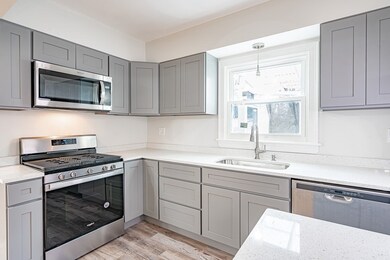 50 Lake St, Haverhill, MA 01832 - photo 3